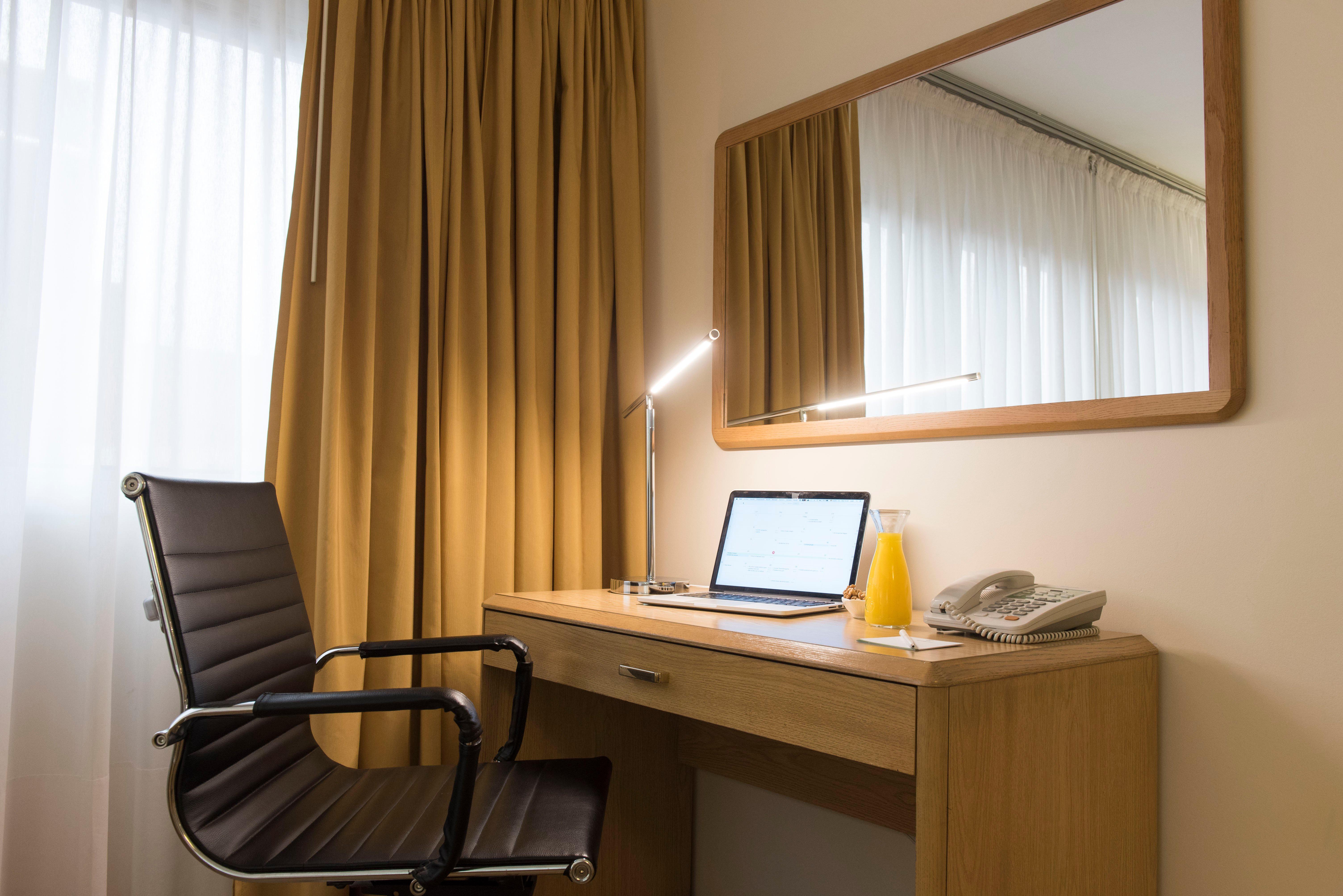 Holiday Inn Montevideo By Ihg Exteriör bild