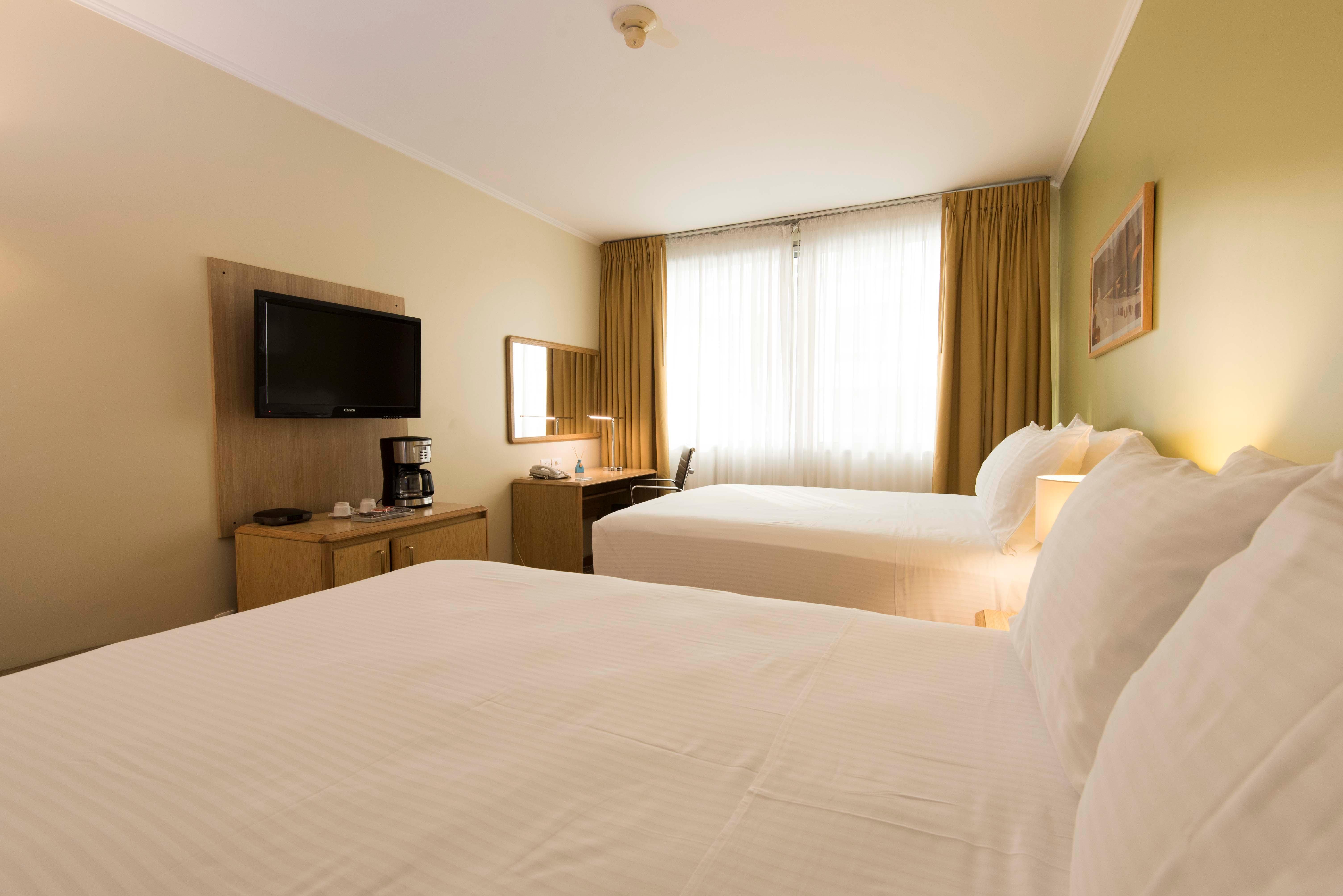 Holiday Inn Montevideo By Ihg Exteriör bild