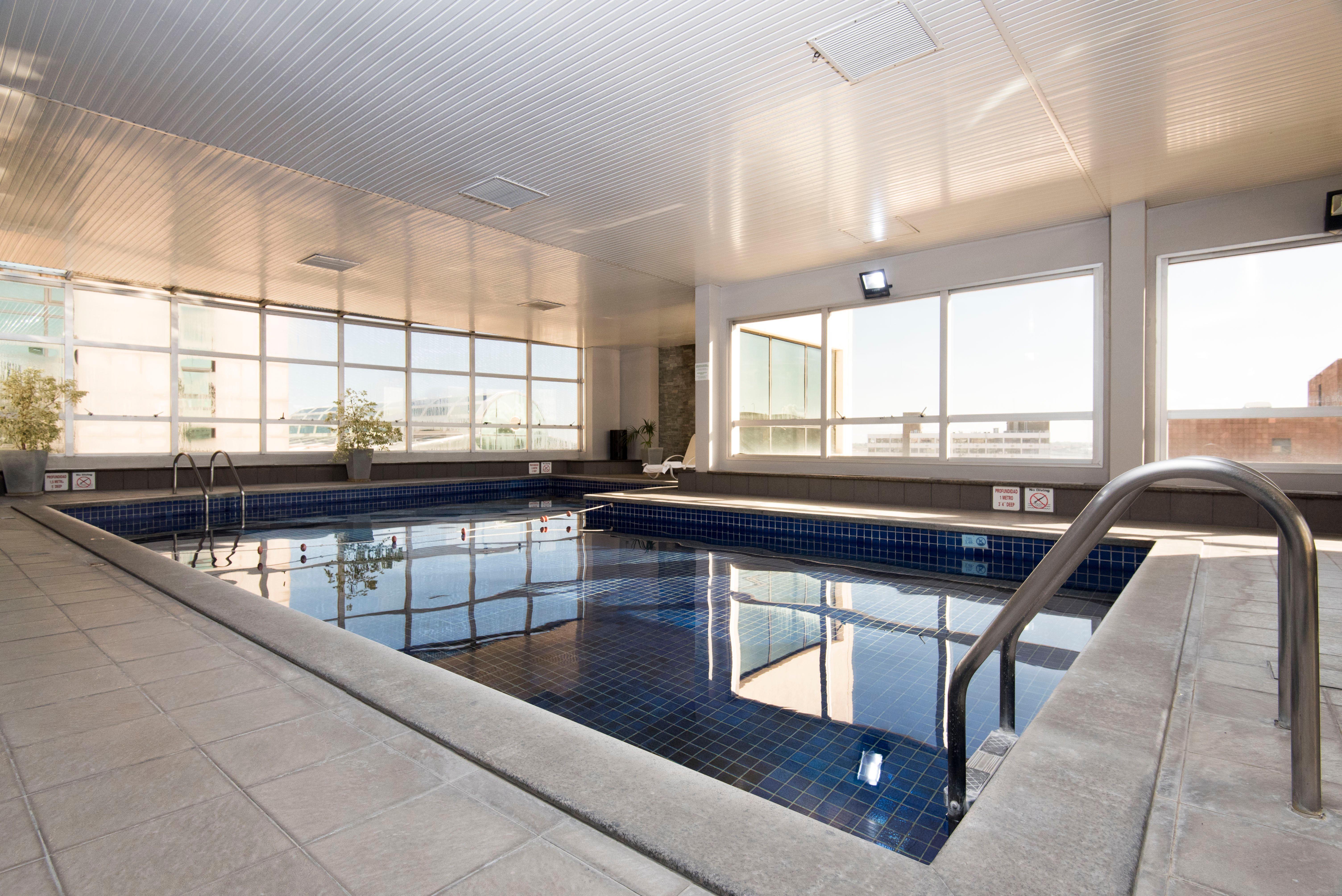 Holiday Inn Montevideo By Ihg Exteriör bild