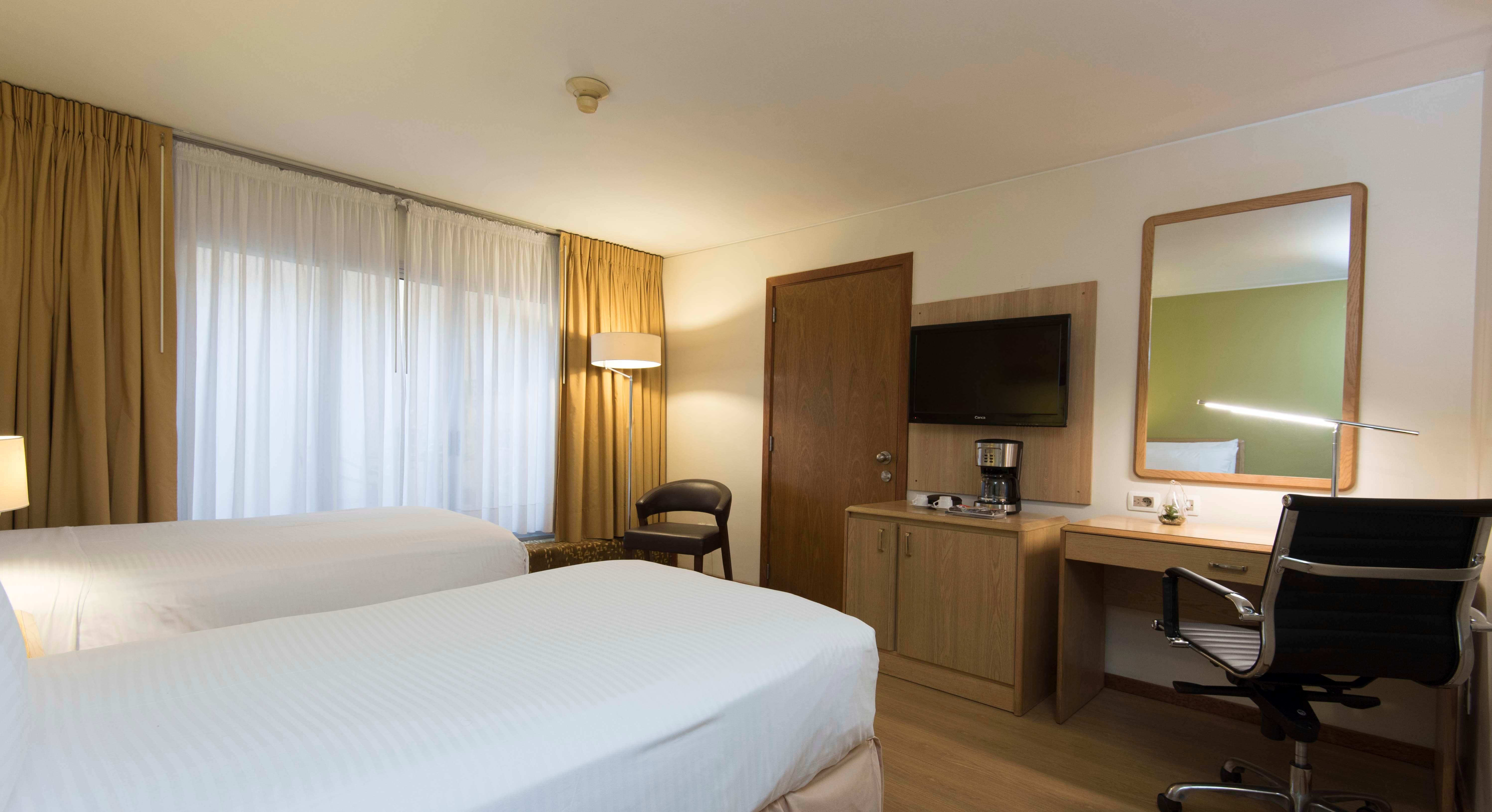 Holiday Inn Montevideo By Ihg Exteriör bild