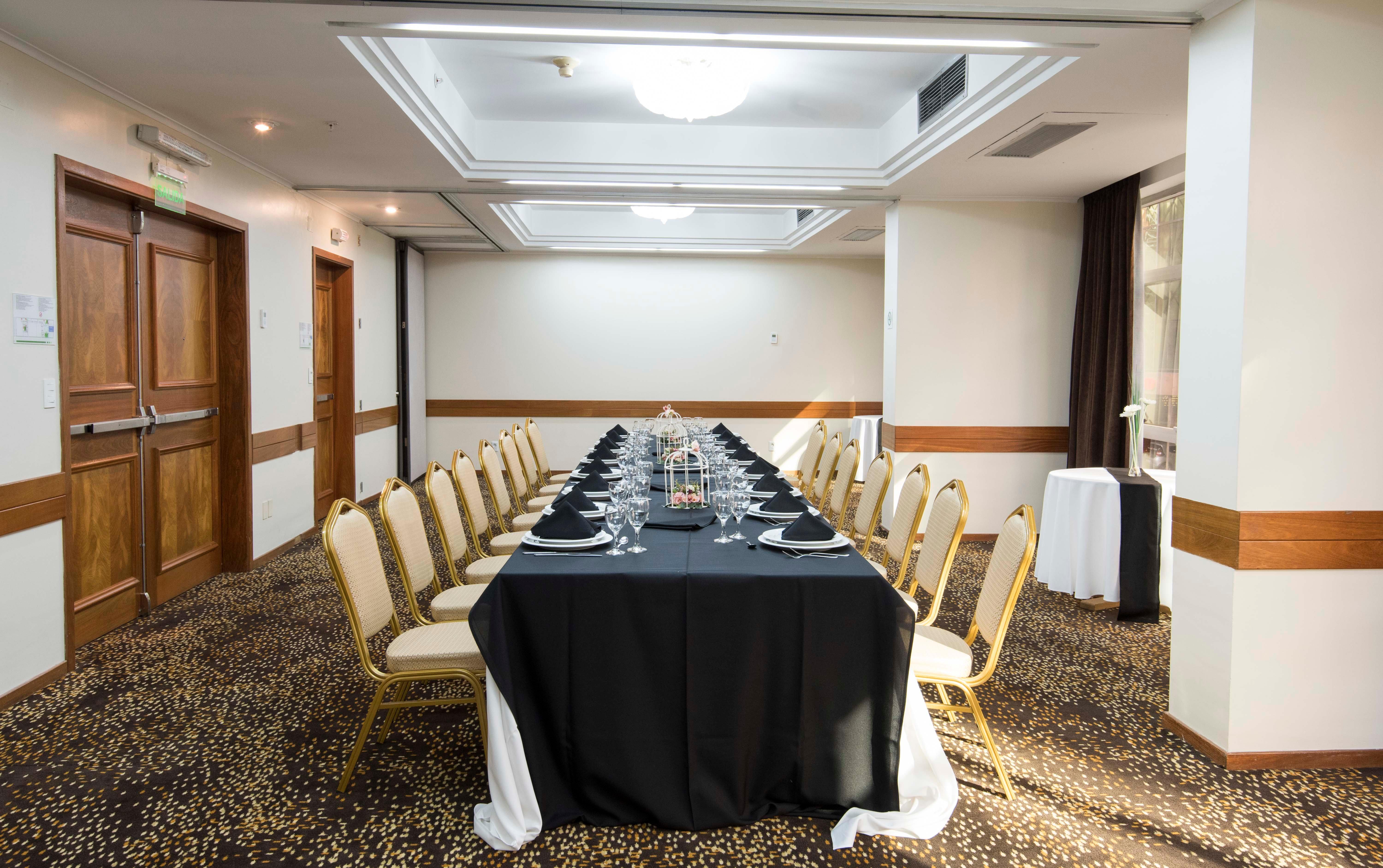 Holiday Inn Montevideo By Ihg Exteriör bild