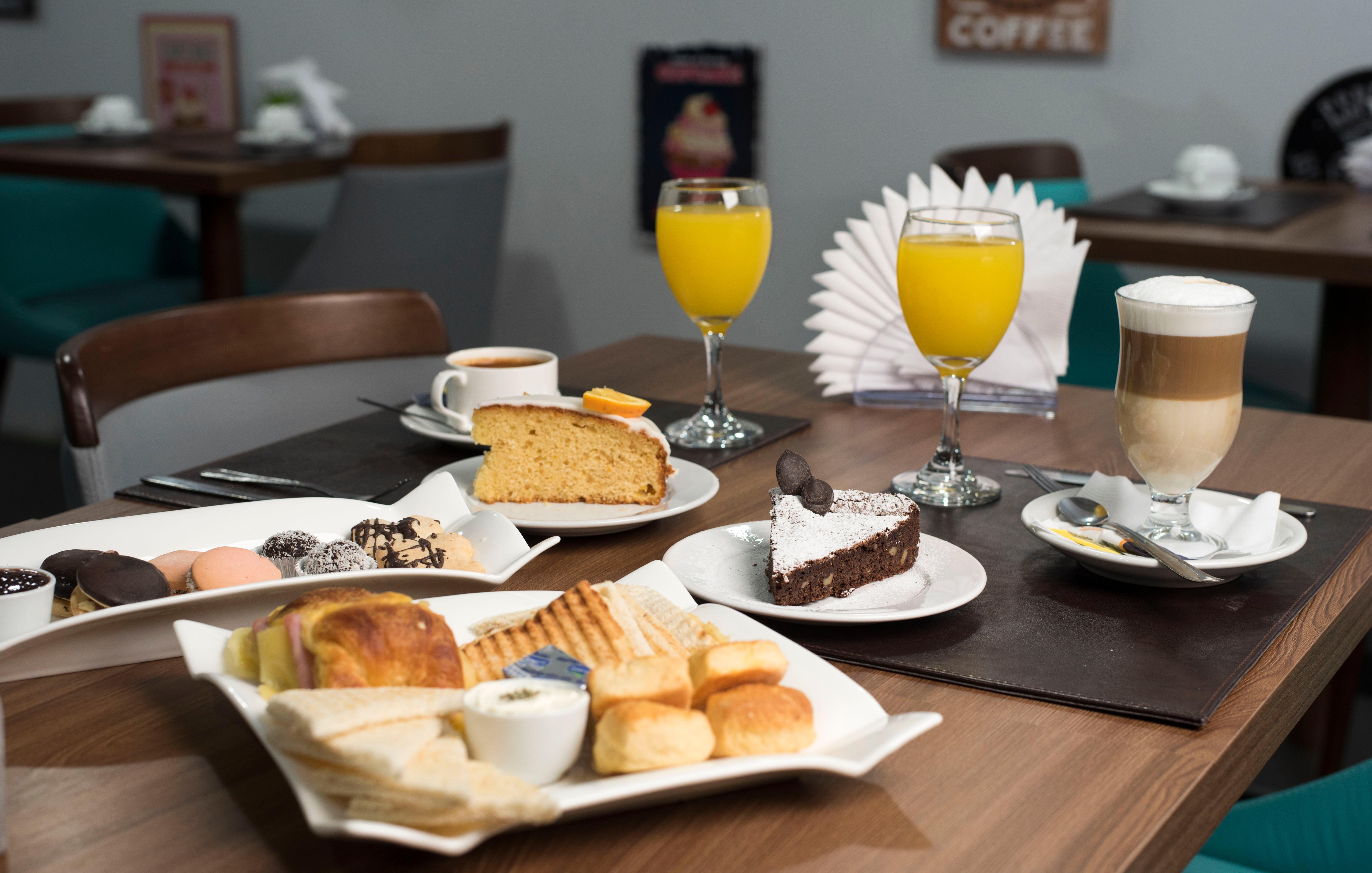 Holiday Inn Montevideo By Ihg Exteriör bild