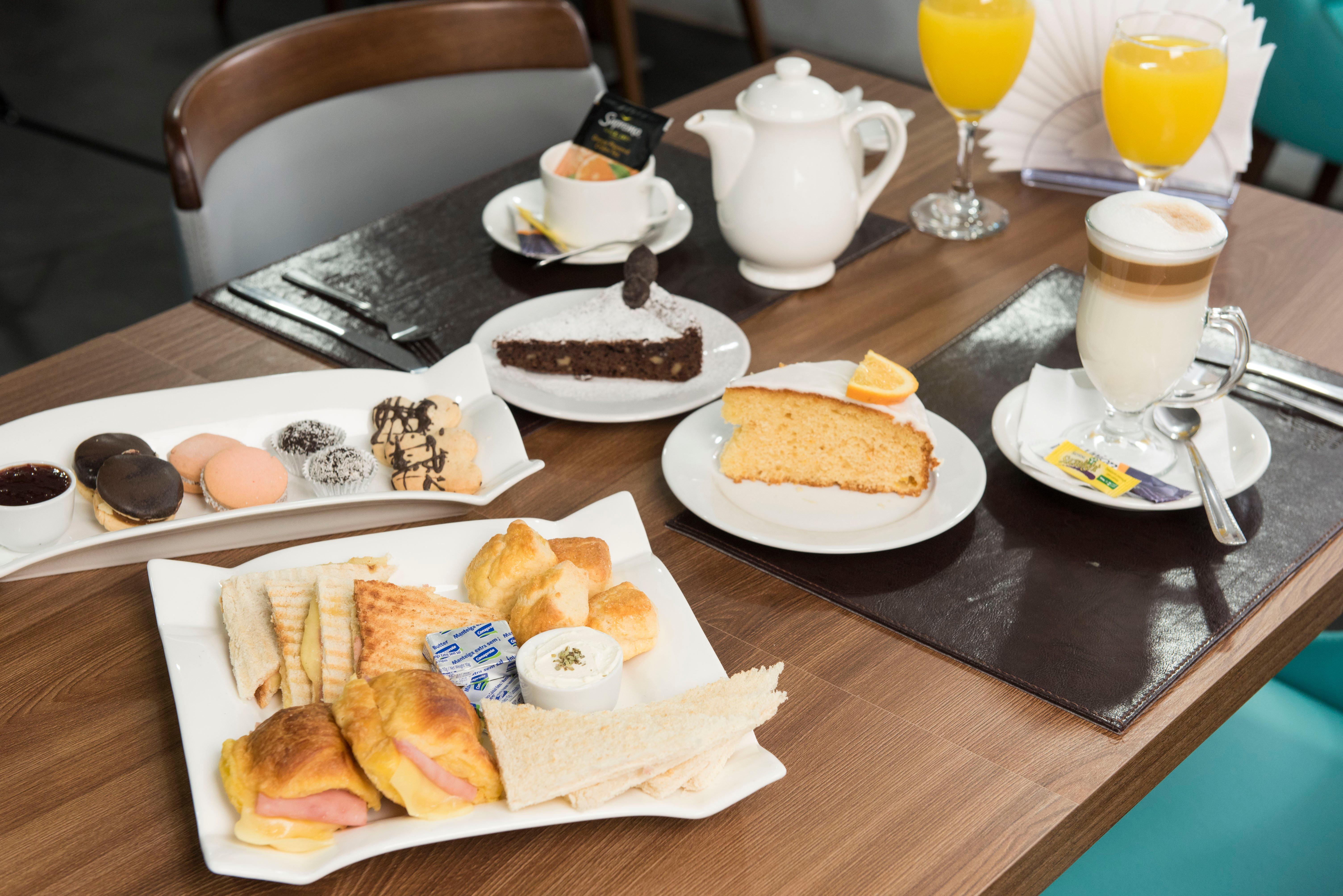 Holiday Inn Montevideo By Ihg Exteriör bild